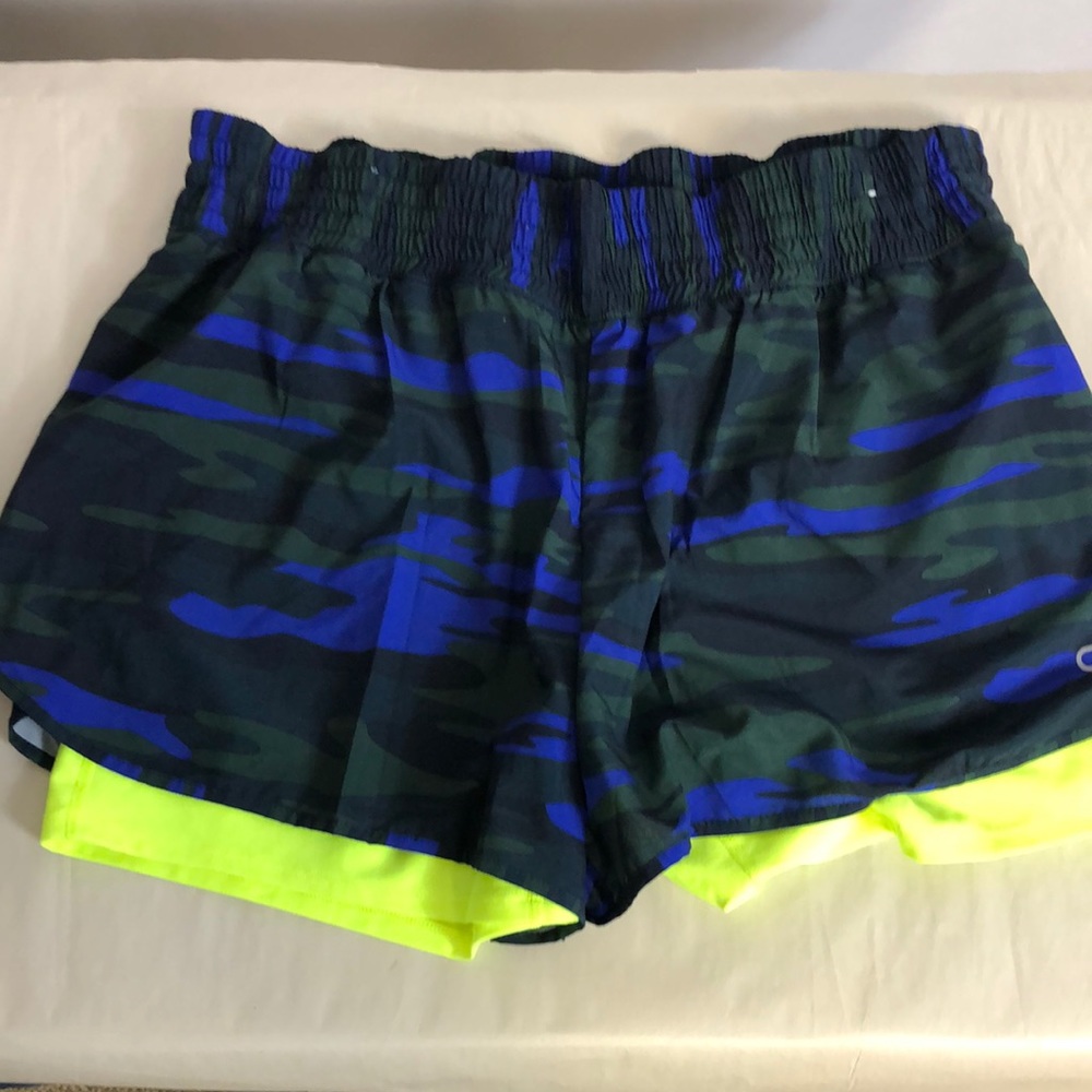 Gap Camo running shorts with liner. Size L.